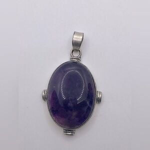 Vtg Amethyst Oval Cabochon Stone Unmarked Silver Tone Pendant 1.5”